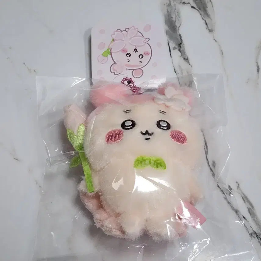[BUNJANG] Chiikawa Cherry Blossom Fairy Kani Mascot / 치이카와 벚꽃 요정 카니 마스코트