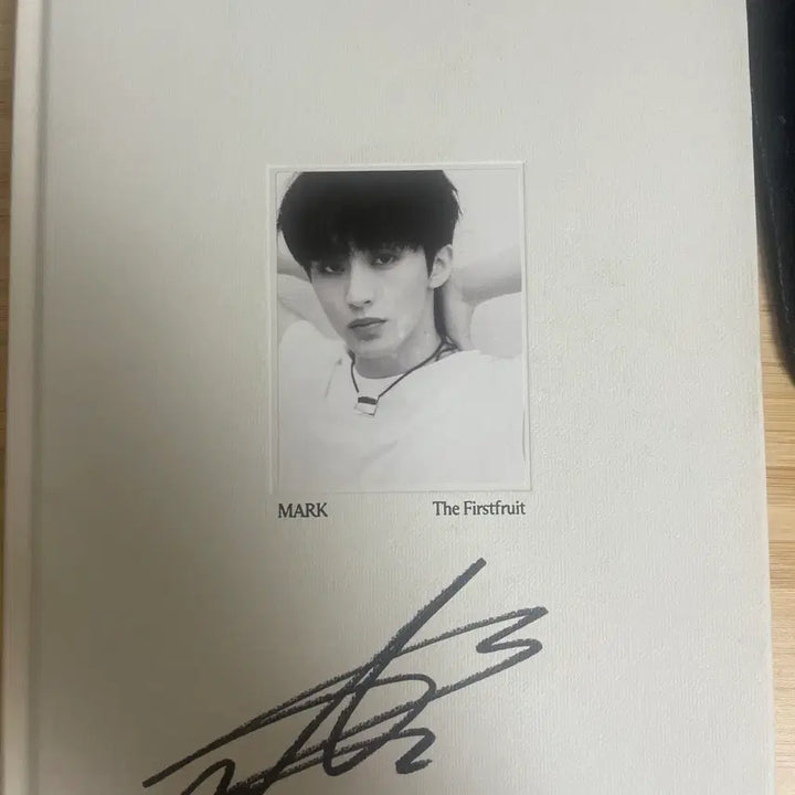 [SOLD OUT] 마크 사인앨범
