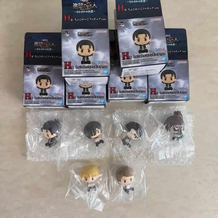 [BUNJANG] Attack on Titan Individual Resolve H-Shape Chocono Co Full Set (Sealed) / [국내정발] 미개봉 새상품 진격의 거인 각자의 결의 H상 초코노코 풀세트