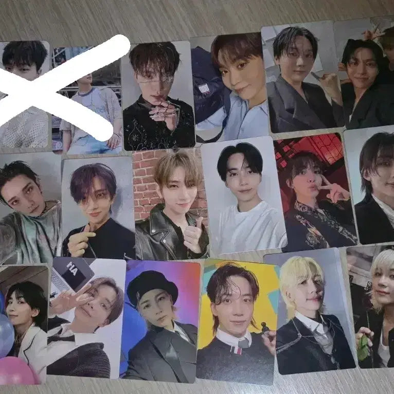 [BUNJANG] SEVENTEEN Photocard Bundle Set (24 Cards) Dino, Joshua, Seungkwan, Jun, Jeonghan / 세븐틴 포토카드 포카 일괄 양도 (24장) 디노 조슈아 승관 준 정한