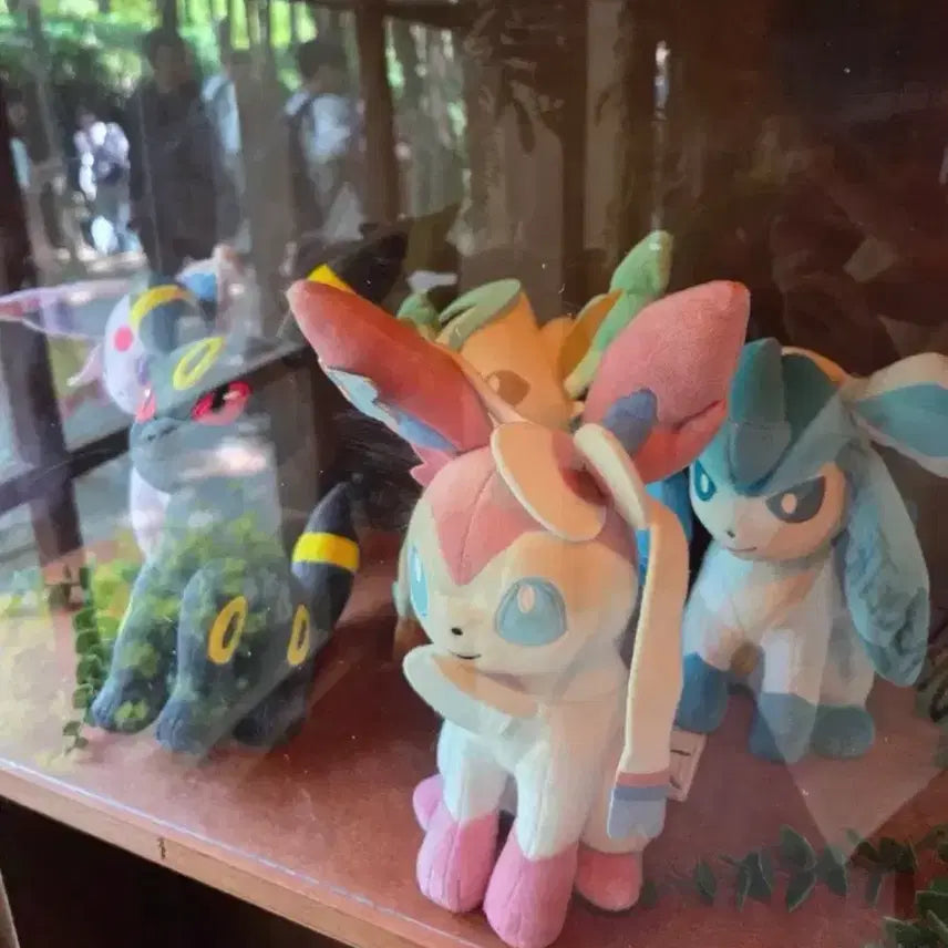 [BUNJANG] Pokemon 30th Anniversary Glaceon Plush Toy / 글레이시아 - 포켓몬 30주년 팝업 이브이프렌즈 보송보송 봉제인형 인형
