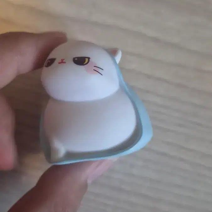 [BUNJANG] Vinyl Cat Figure / 비닐 고양이 피규어