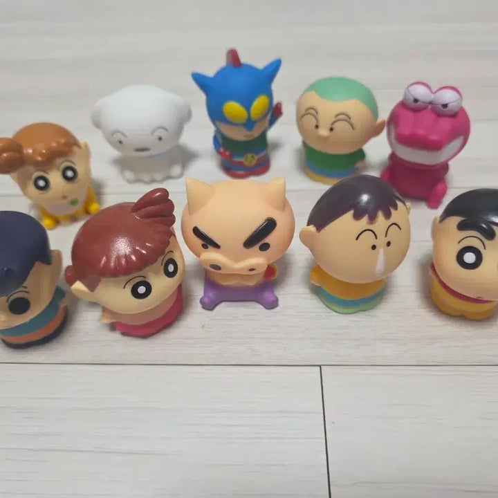 [BUNJANG] Crayon Shin-chan Finger Figure Bundle Set / 짱구
