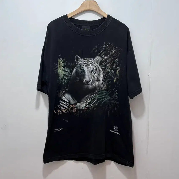 [BUNJANG] Planet Earth Printing T-Shirt / PLANET EARTH 플래닛얼스 프린팅 티셔츠 (남성100 여성free