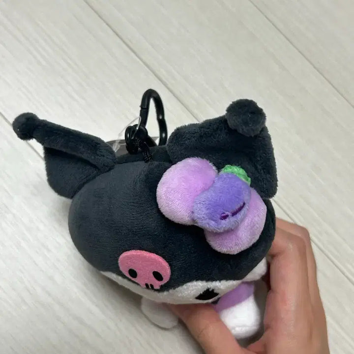 [BUNJANG] Kuromi Garden Bag Charm Keychain / 쿠로미 가든 가방걸이 키링