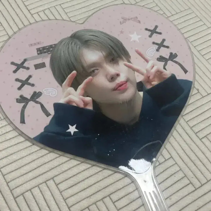 [BUNJANG] TXT Yeonjun Uchiwa Fan / 투바투 연준 우치와