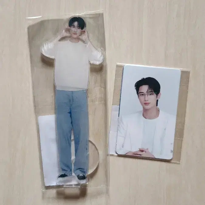 [BUNJANG] Byun Woo Seok Physiogel Standee Photocard Set (Sealed) / 변우석<미개봉> 피지오겔등신대,포토카드