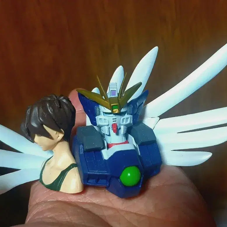 [BUNJANG] Gundam Wing Yui Figure Diorama / 건담 윙 유이 피규어 판매