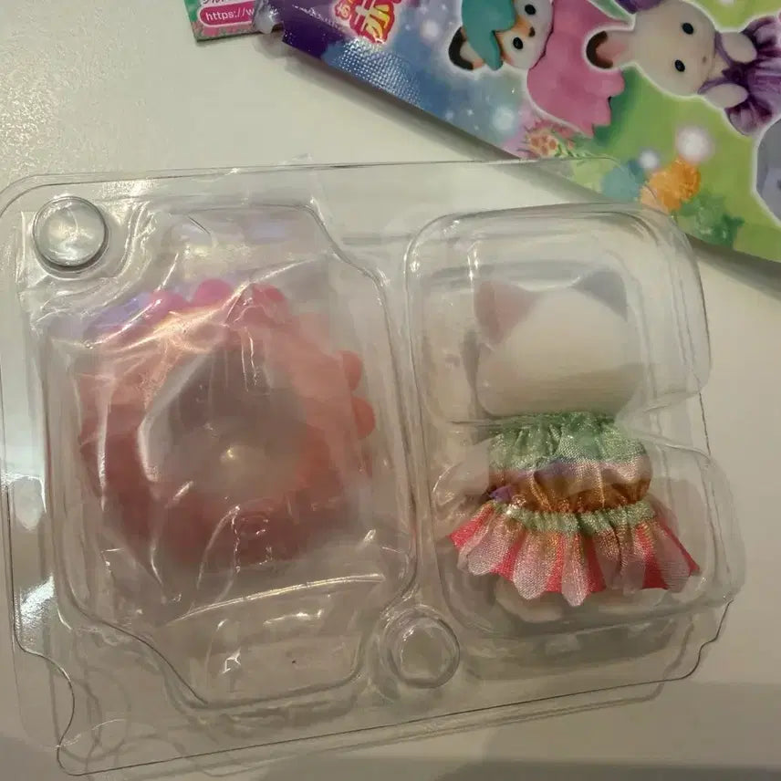 [BUNJANG] Sylvanian Families Baby Forest Fairy Cat Blind Bag / 실바니안 아기숲속요정 고양이 블라인드백