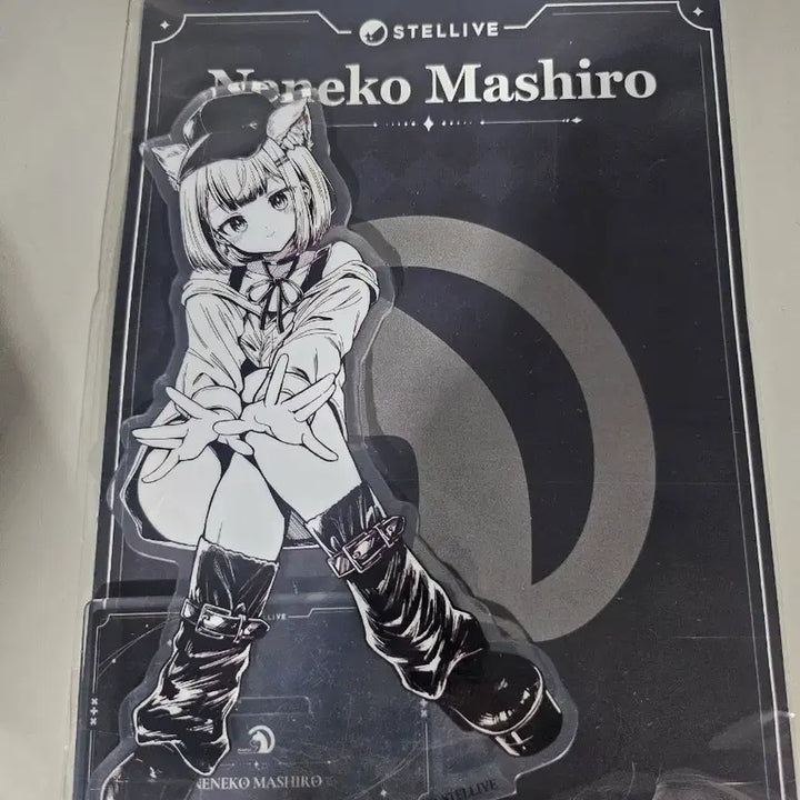 [BUNJANG] Stellive Neneko Mashiro Acrylic Stand / 스텔라이브 네네코 마시로 아크릴 스탠드