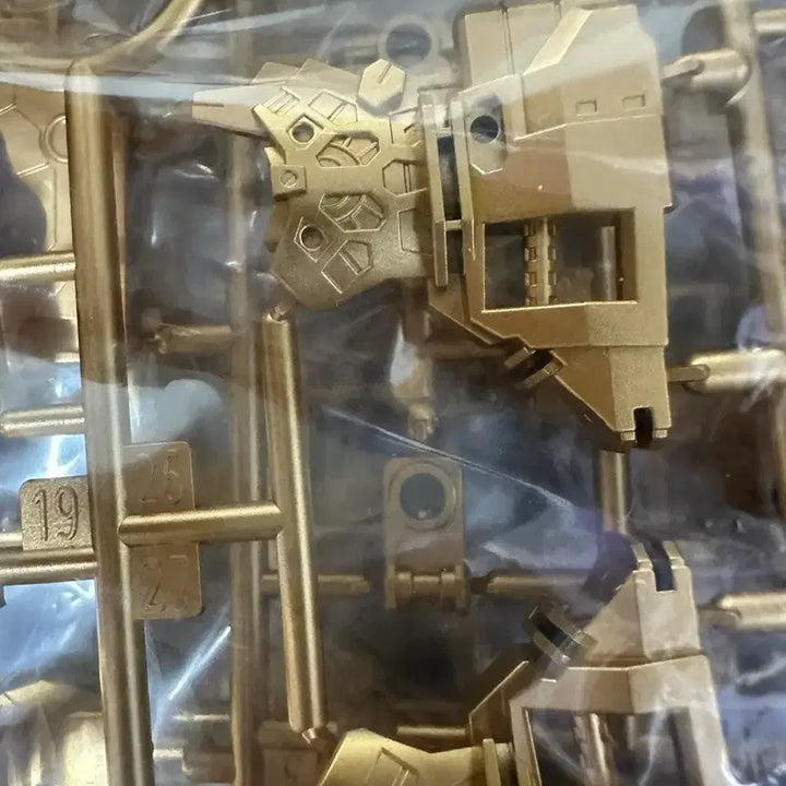 [BUNJANG] Bandai Sazabi Black Coating Ver. Model Kit / rg 사자비 블랙 코팅 반다이 정품