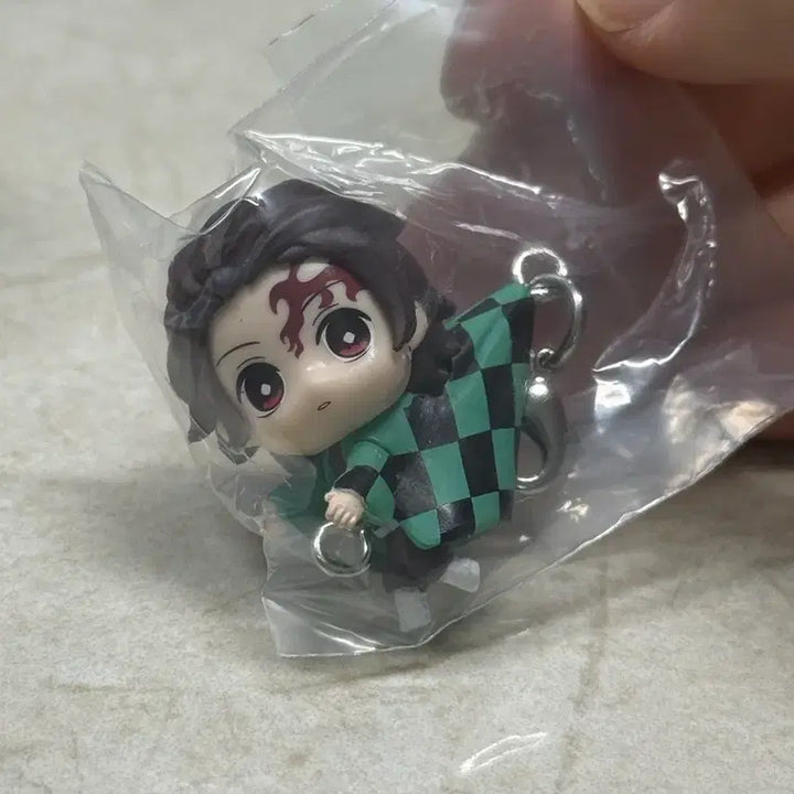 [BUNJANG] Demon Slayer Kimetsu no Yaiba Tanjiro Da Long Gacha Figure / 귀멸의칼날 귀칼 대롱 가챠 무한성편 탄지로