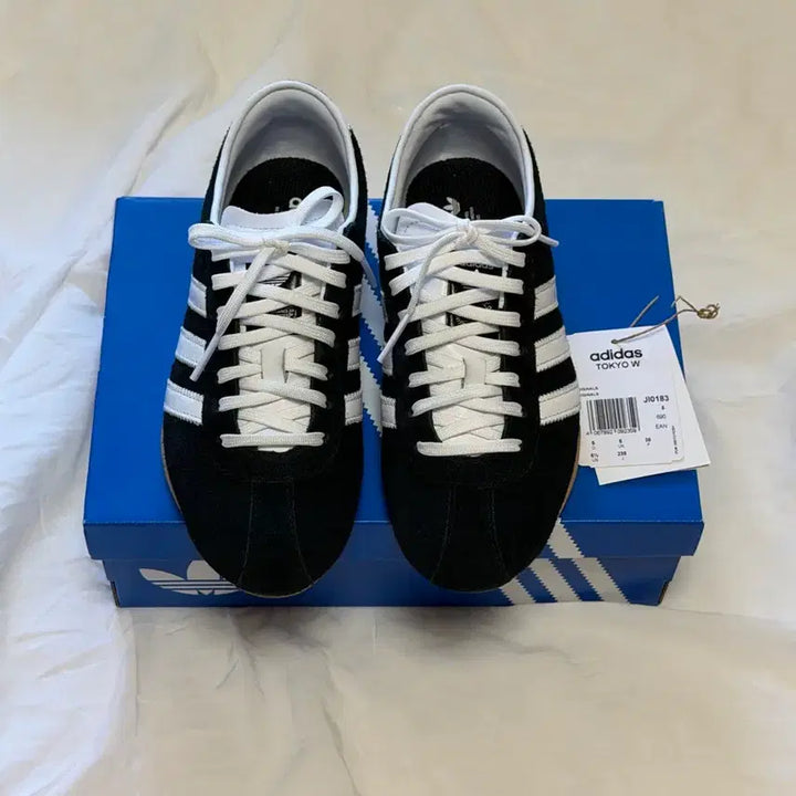 [BUNJANG] Adidas Tokyo Running Shoes / 아디다스 도쿄 235