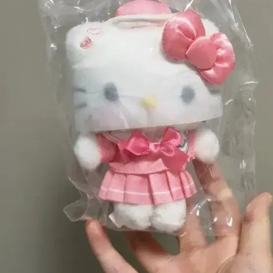 [BUNJANG] Sanrio Sailor Collar Kitty Mascot / 산리오 세일러 칼라 키티 마스코트