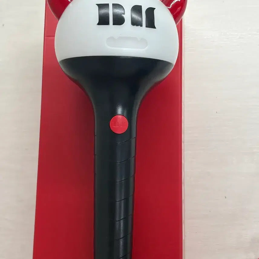 [BUNJANG] BabyMonster Lightstick / 베이비몬스터 응원봉 양도 판매