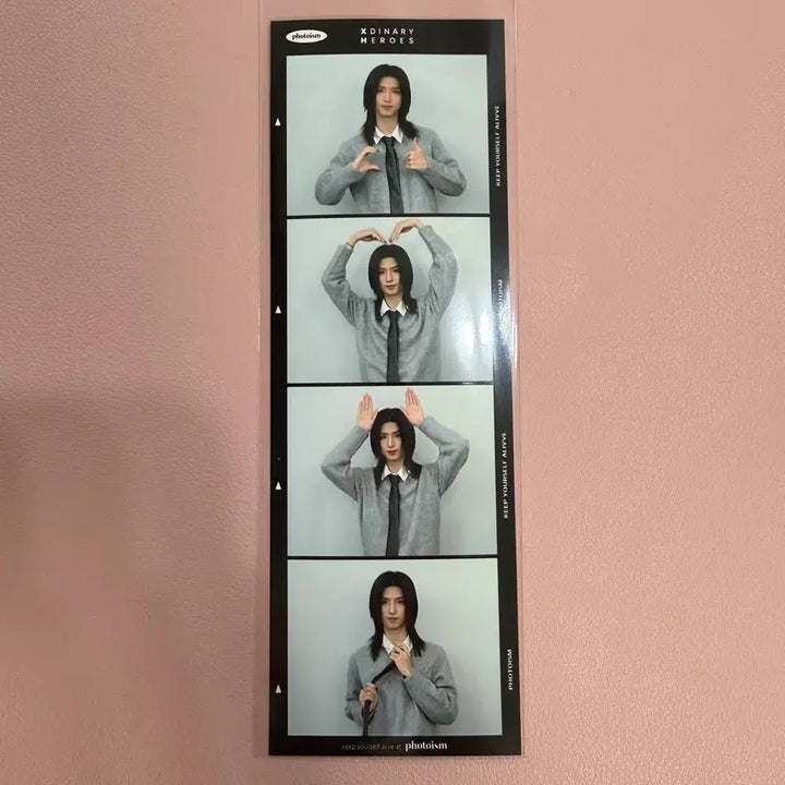 [BUNJANG] Xdinary Heroes Xdinary Photographers Snappyism Four-Cut Photo Sticker Junhan / 엑스디너리히어로즈 엑디즈 포토이즘 스내피즘 네컷 포토 스티커 준한