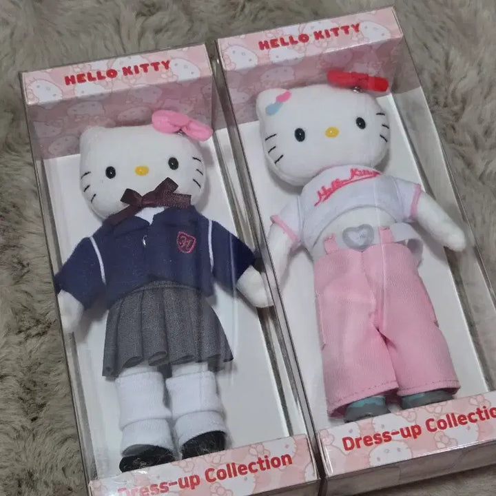 [BUNJANG] Hello Kitty Dress Up Collection Dolls Set (2 Types, Sealed) / 헬로키티 드레스업 컬렉션 인형 2종 세트 미개봉 새상품