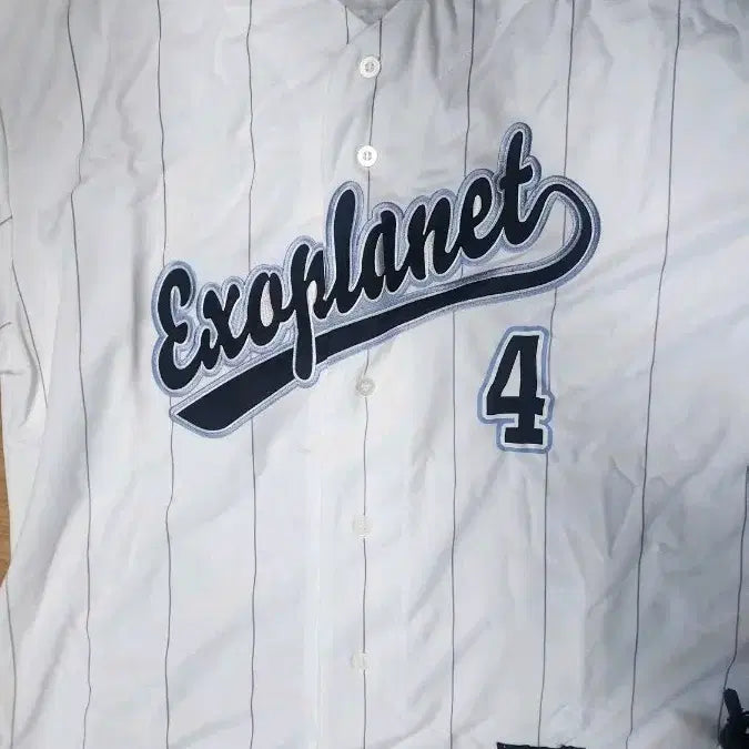 [BUNJANG] EXO Baekhyun Cream Soda Uniform / 엑소 백현 크림소다 유니폼 판매완료