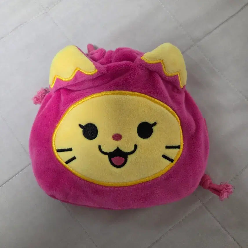 [BUNJANG] ITZY WDZY Yeji Character Hat Pouch / 있지 윗지 ITZY WDZY 햇 파우치 스트링 주머니 예지 캐릭터