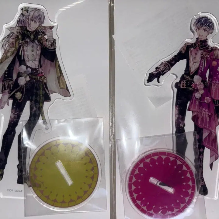 [BUNJANG] IDOLiSH7 Re:vale Yuki Momo EXPO Acrylic Stand Bundle Set / 아이나나 리바레 유키 모모 엑스포 아크릴스탠드 일괄 판매