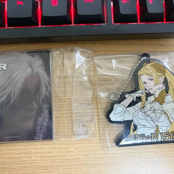 [BUNJANG] NieR Replicant Postcard + 15th Anniversary Keychain Set / 니어 레플리칸트 엽서 + 15주년 키링 세트