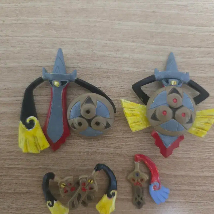 [BUNJANG] Shiny Aegislash Evolution Set Pokemon 3D Figure / 이로치 킬가르도 진화세트 포켓몬 입체도감