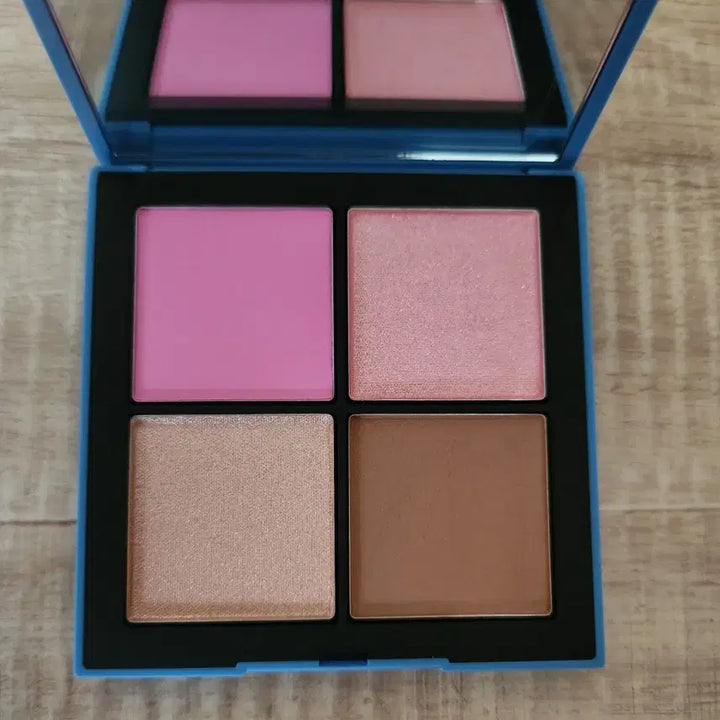 [BUNJANG] NARS Hot Escape Cheek Palette / 나스 핫이스케이프 치크 팔레트 팝니다