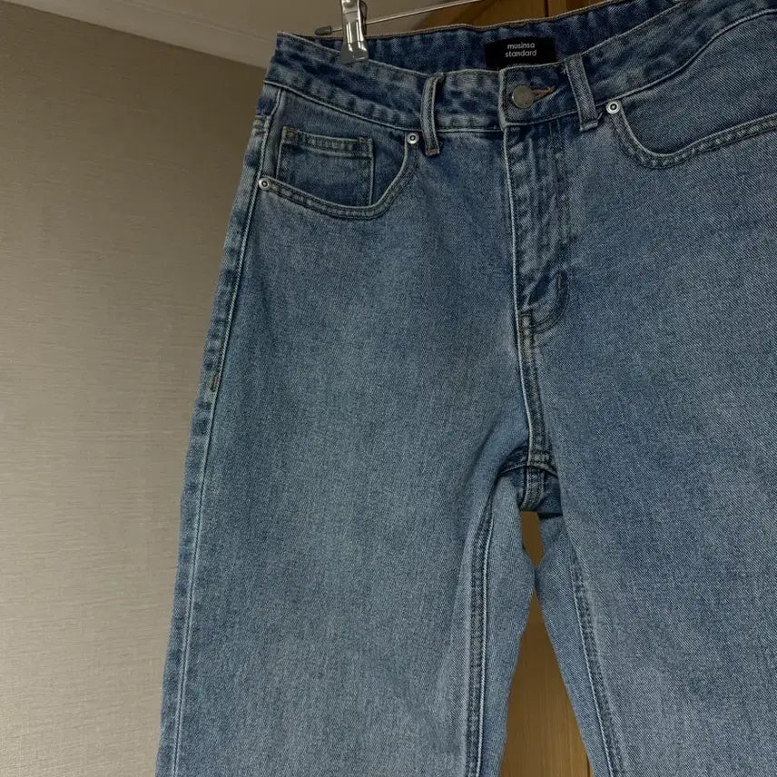 [BUNJANG] Musinsa Standard Light Wash Denim Pants / (20년도 제품)무신사 스탠다드 연청 데님 바지 판매합니다.