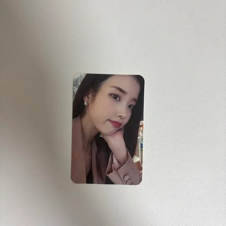 [BUNJANG] IU "LILAC" Photocard / 아이유 라일락 포토카드