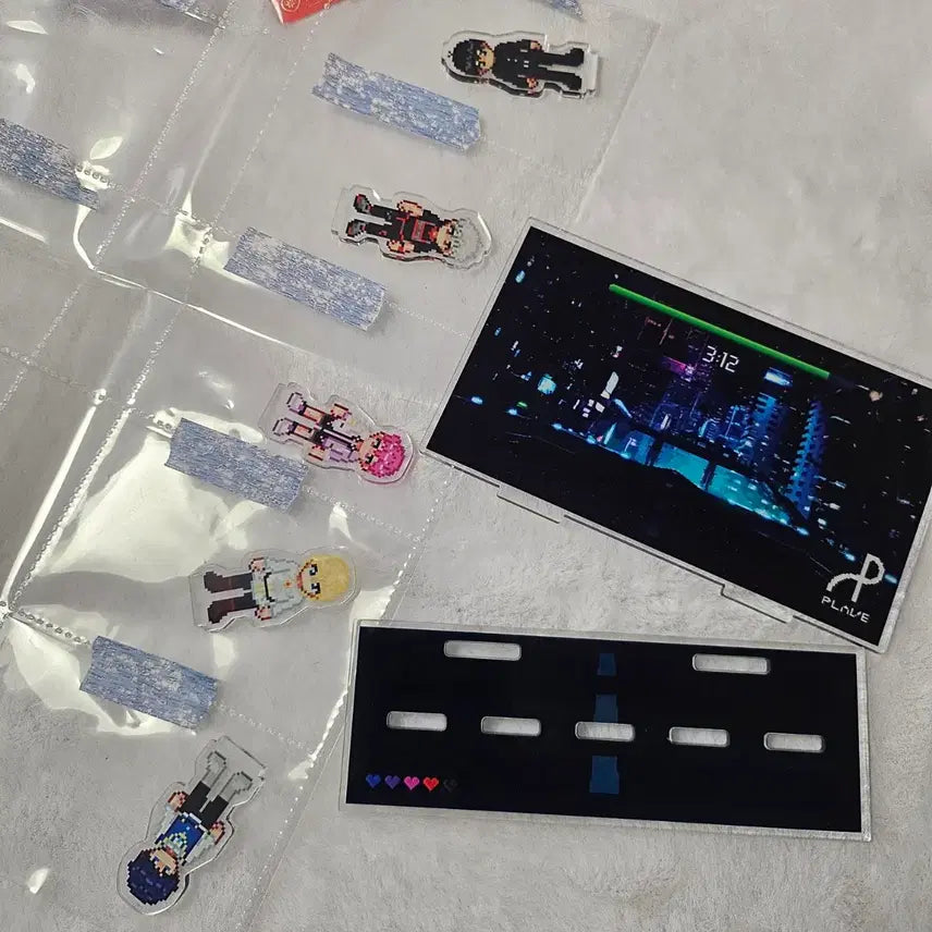 [BUNJANG] PLAVE Pixel World Diorama Acrylic Standee / 플레이브 픽셀월드 디오라마 아크릴스탠드