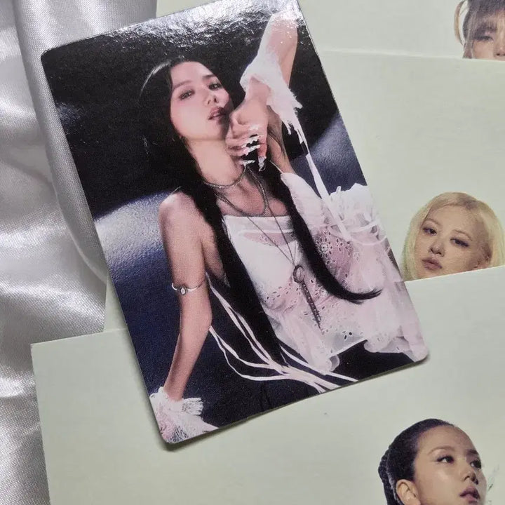 [BUNJANG] BLACKPINK Jisoo Photocard &amp; Postcard Set (4 Types) / 국중박 블랙핑크 지수 포카&amp;엽서 4종