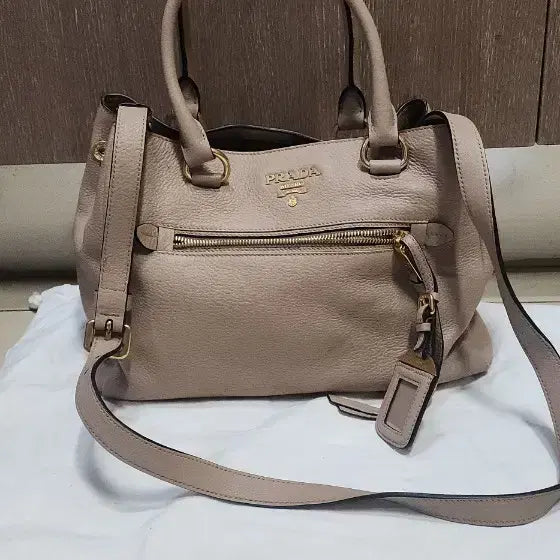 [BUNJANG] Prada Vitello Phoenix Tote Bag / 프라다 비텔로 피닉스 토드백