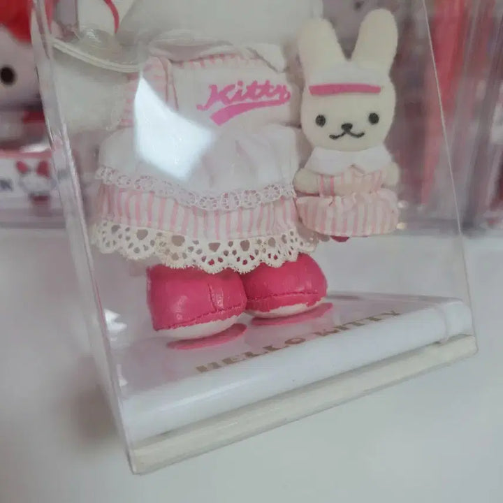 [BUNJANG] Hello Kitty Waitress Point Doll Classic Plush / 헬로키티 웨이트리스 포인트돌 인형 고전 키티