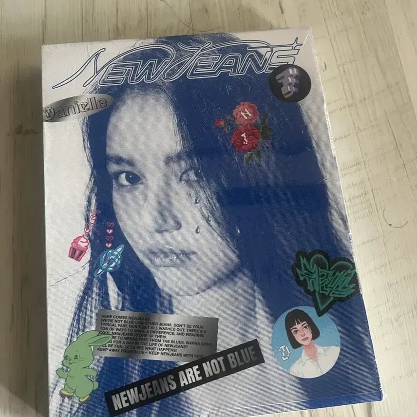 [BUNJANG] NewJeans Danielle Blue Book Sealed / 뉴진스 다니엘 블루북 미개봉