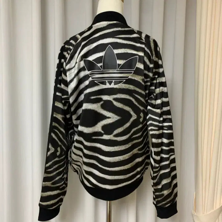 [BUNJANG] Adidas Zebra Track Top Jersey / [새상품] 한정판 아디다스 지브라 트랙탑 져지 95