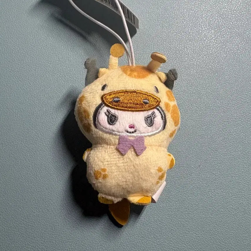 [BUNJANG] Sanrio Animal Series Giraffe Kuromi Doll Keychain / 산리오 동물 시리즈 기린 쿠로미 인형 키링
