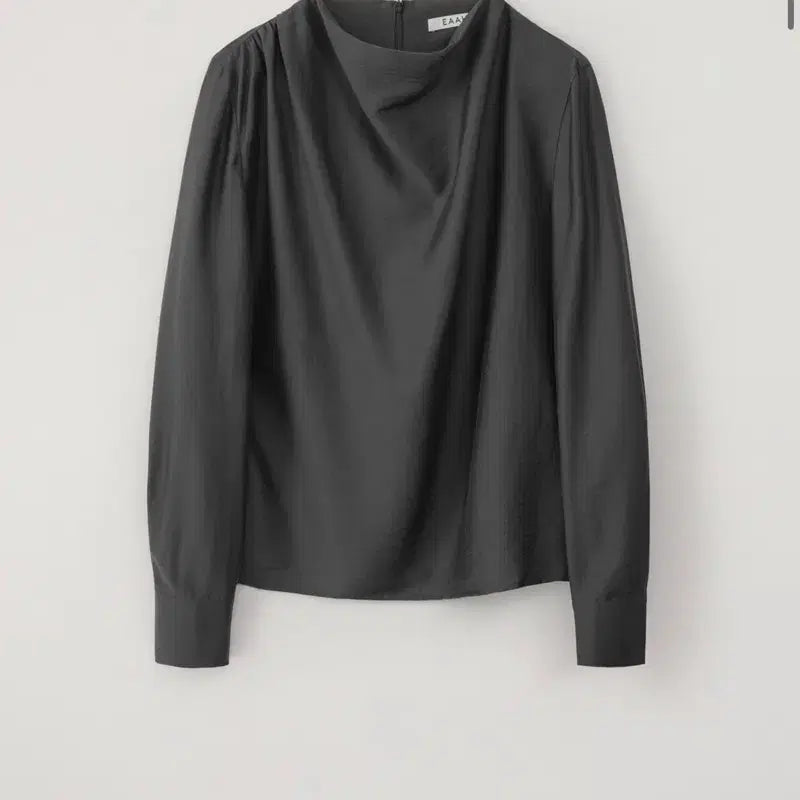 [BUNJANG] eaah MEG Cowl Neck Blouse Charcoal (Size S) / 이아 eaah MEG COWL NECK BLOUSE 차콜 s사이즈