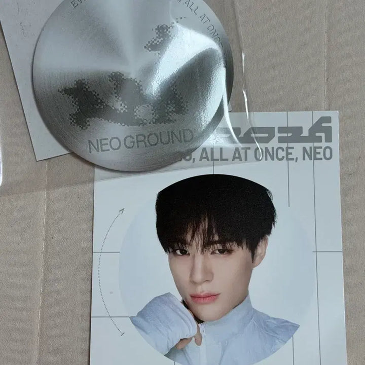 [BUNJANG] Neo Ground Jeno Pin Button / 네오그라운드 핀버튼 제노 양도합니다