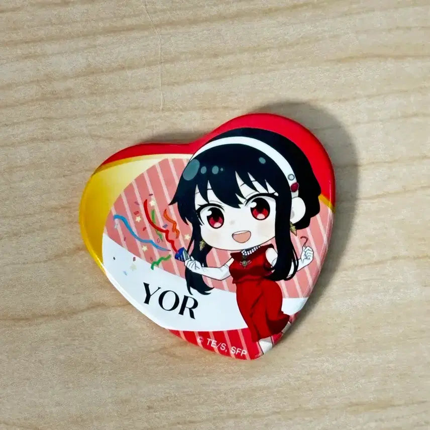 [BUNJANG] Spy x Family Yor Heart Can Badge / 스파이패밀리 요르 캔뱃지 하트뱃지 스파패