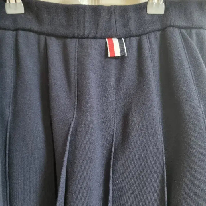 [BUNJANG] Thom Browne Navy Pleated Skirt Size 42 / 톰브라운 네이비 플리츠 스커트 42