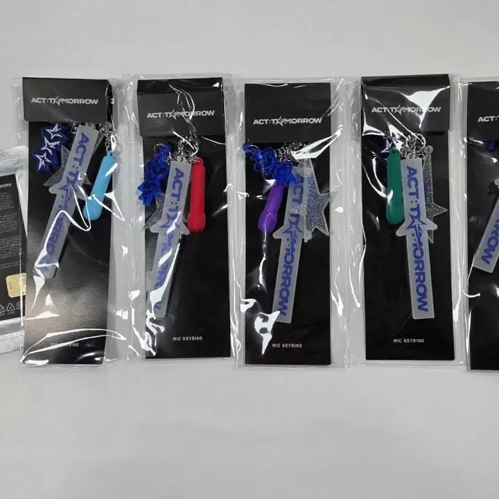 [BUNJANG] TXT ACT: TOMORROW Concert MD MIC Keychain Bundle Set / TXT 투바투 ACT : TOMORROW 콘서트 MD MIC 키링