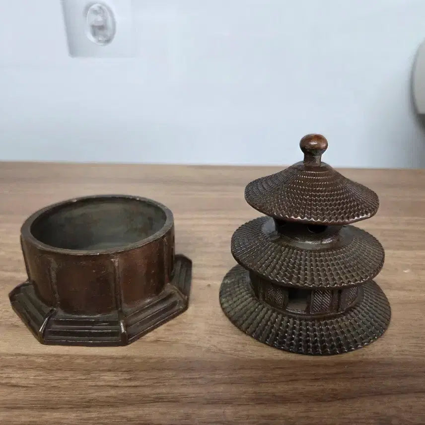 [BUNJANG] Bronze Three-Tier Pagoda Incense Burner / 동 삼증 탑 향로
