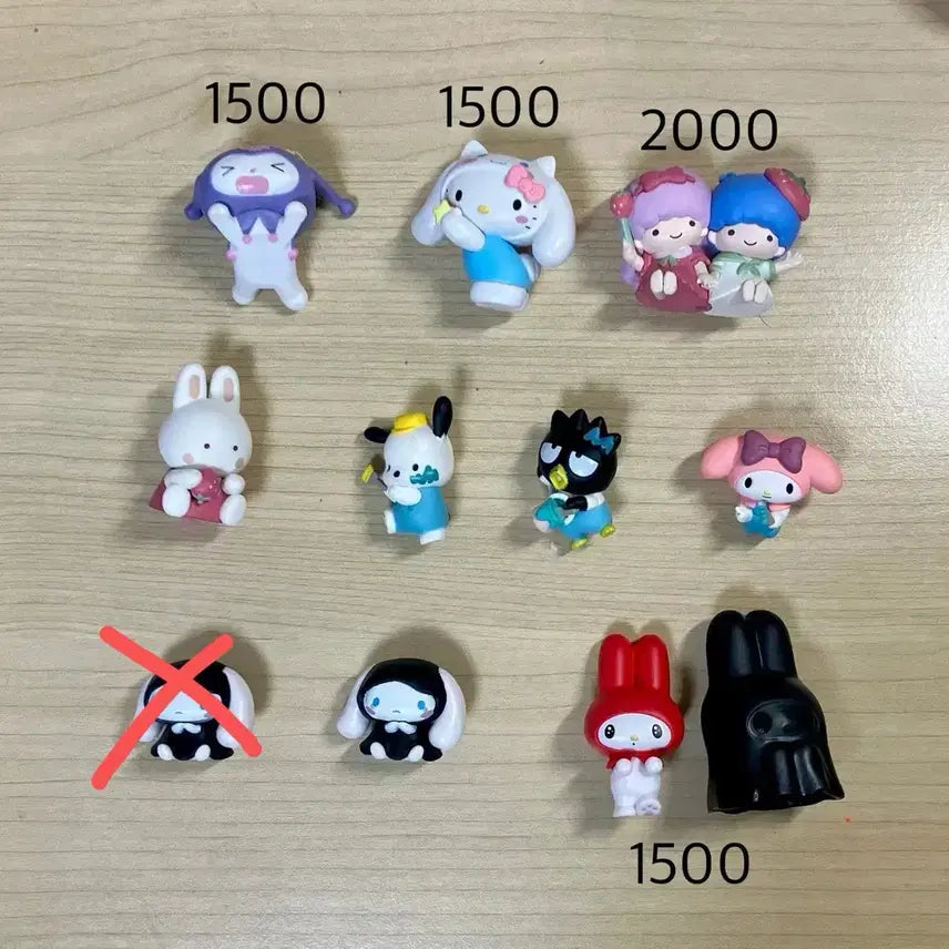 [BUNJANG] Sanrio Character Figures Collection: Kuromi, Hello Kitty, Cinnamoroll, My Melody, Pochacco, and more / 산리오 피규어 모음 쿠로미 헬로키티 시나모롤 마이멜로디 포차코 등