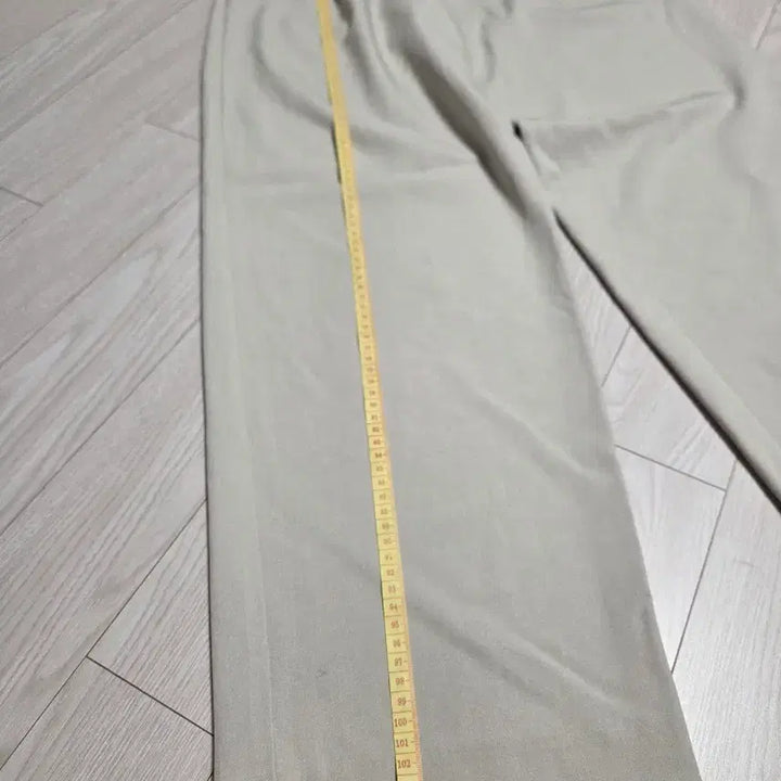 [BUNJANG] Autumn Wide Beige Slacks / AUTUMN 와이드 베이지 슬랙스