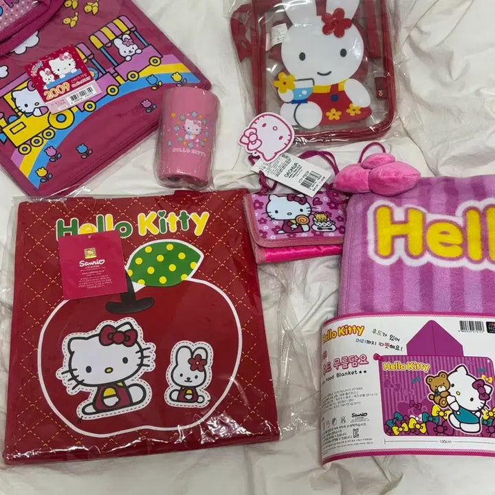 [BUNJANG] Vintage Hello Kitty Bag, Cup, Blanket, Wallet, Stationery / 고전키티 문구 고전 헬로키티 가방 컵 담요 고전문구