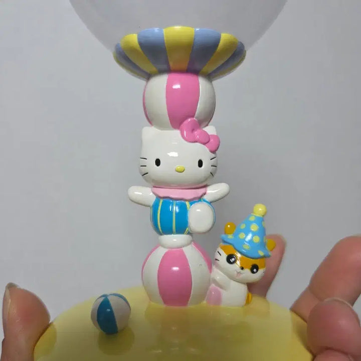 [BUNJANG] Sanrio Classic Kitty "Cup Circus" Wine Glass / 산리오 고전키티 키티 쿠리링 와인잔 컵 서커스컵