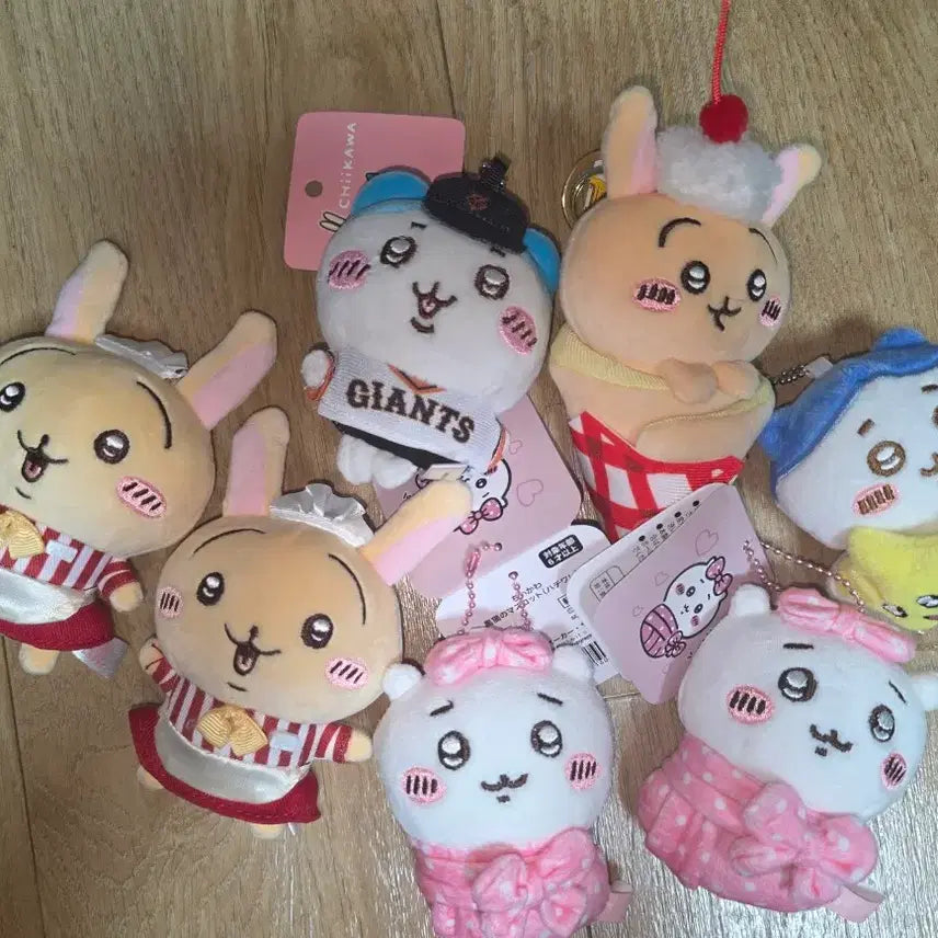 [BUNJANG] Chiikawa "Monjakui" Plush / 치이카와 먼작귀 인형