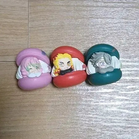 [BUNJANG] Demon Slayer Mitsuri Kanroji Sanemi Shinazugawa Macaron Gacha Figure Bundle Set / 귀멸의칼날 미츠리 렌코쿠 사네미 마카롱 가챠 일괄