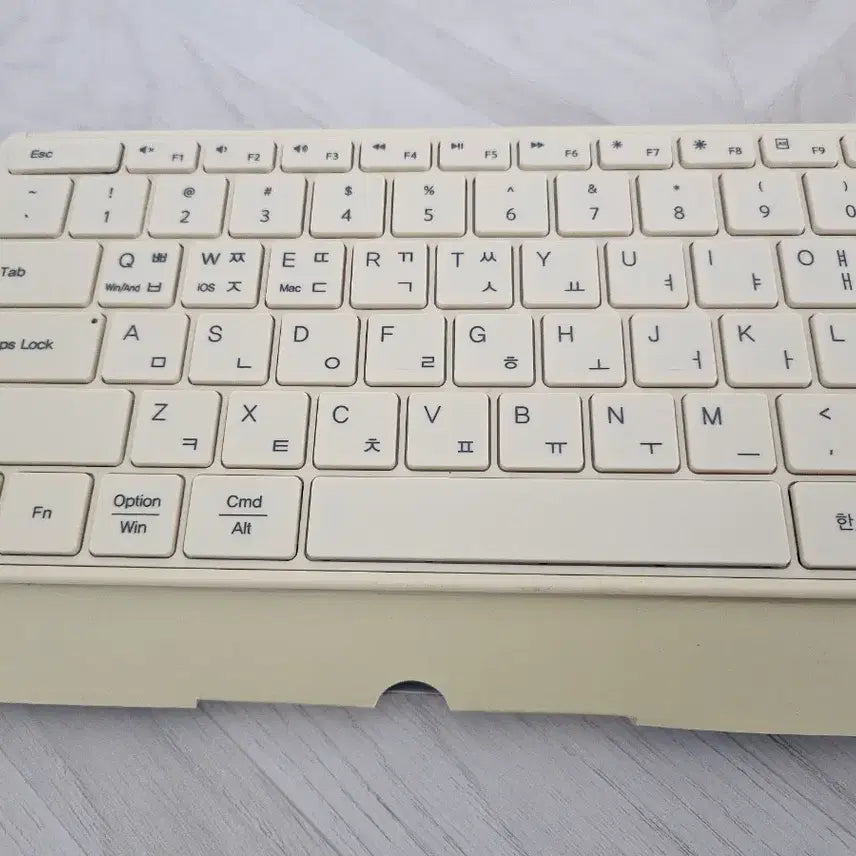 [BUNJANG] LIFE SUZ Slim Bluetooth Keyboard / LIFE SUZ 슬림 블루투스 키보드