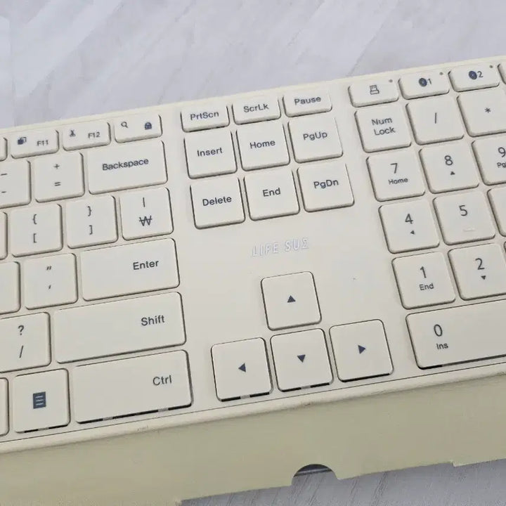 [BUNJANG] LIFE SUZ Slim Bluetooth Keyboard / LIFE SUZ 슬림 블루투스 키보드